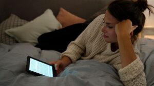 ¿Qué es mejor leer un libro impreso o digital?